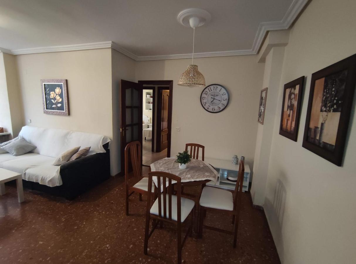 Amplio Piso Junto A Playa Victoria Apartamento